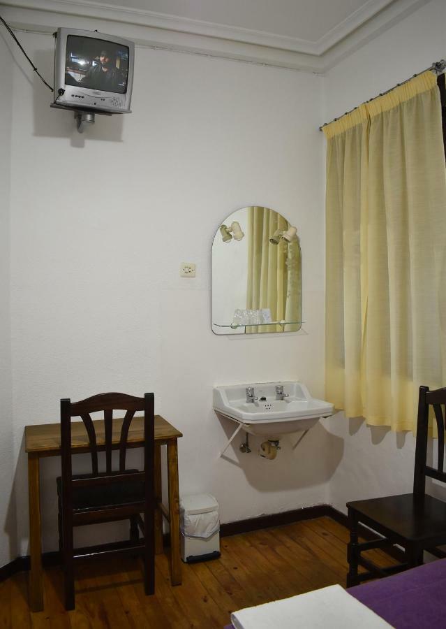 Hostal Oviedo Hotel León Buitenkant foto
